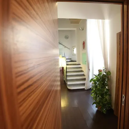 Nocleg ze śniadaniem Idomeneo 63 3*